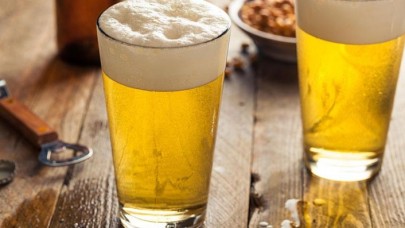 Alkolsüz bira Malezya'yı karıştırdı: Müslümanlar içmekte sorun görmeyebilir