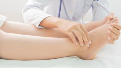 Bacaklardaki şişlik hastalık habercisi olabilir