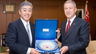 Bakan Akar,  Japon mevkidaşı Ivaya ile görüştü