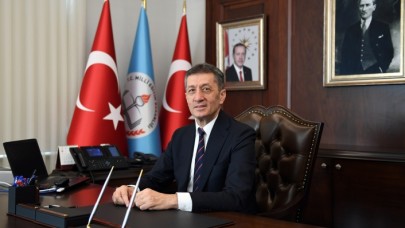 Bakan Selçuk'tan velilere 'okula başlama yaşı' hatırlatması