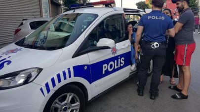 Beyoğlu'nda kapkaça direnen kadın turist metrelerce sürüklendi 