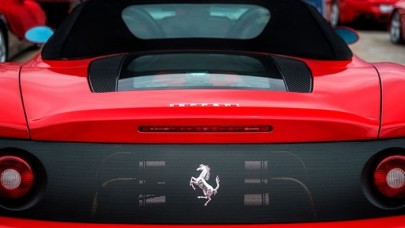 Sahte lüks araç üreten fabrikaya kilit