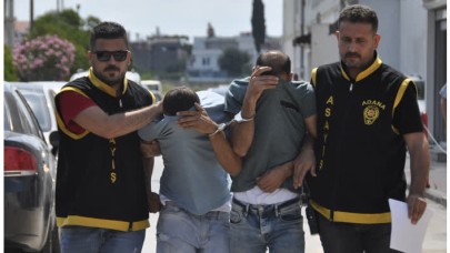 Çantasını çaldıkları kadını yerde sürüklediler