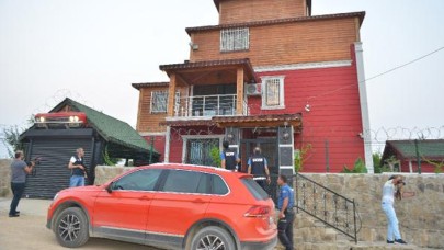 Pitbull cinsi köpeklerle korunan villaya polis baskını! Çok sayıda gözaltı var