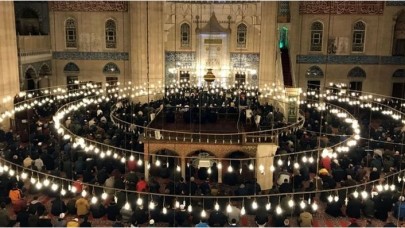 Cuma hutbesinde '15 Temmuz' vurgusu