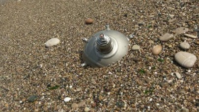 Deniz mayını tetikleyicisi sahile vurdu