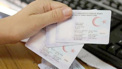 Ehliyet ve kimliğini değiştirmeyenler dikkat! Zaman daralıyor