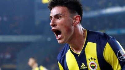 Eljif Elmas'tan tarihe geçecek bonservis