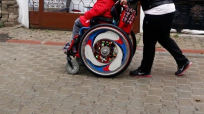 Engelli çocuğu olan çalışan anne erken emekli olabilir