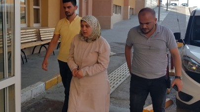 Erzincan'da vahşet! Babasını boğazından bıçaklayarak öldürdü