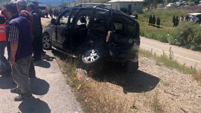Erzincan’da feci kaza: 3 ölü,  6 yaralı