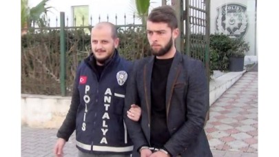 'Eşinin senden hamile olduğu ne malum?' deyince bıçaklamış