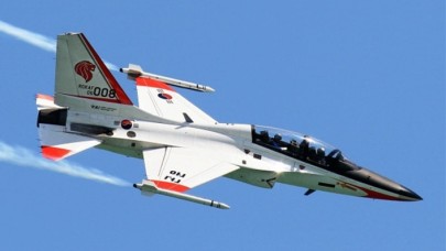 Güney Kore'den Rus uçağına uyarı ateşi