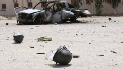 Hafter güçlerinden Giryan kentine hava saldırısı