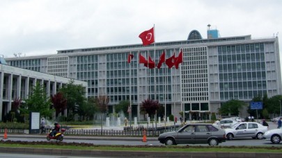 İBB’de OHAL başladı: Alım,  satım,  istihdam ve ihaleler durduruldu,  müdürlerin izinleri iptal