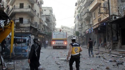 İdlib'de pazar yerine hava saldırısı: 2 ölü