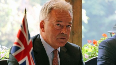 İngiltere'nin Avrupa Bakanı Duncan istifa etti