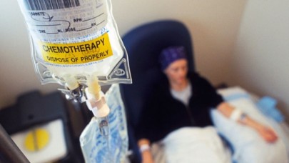 Kanser hastası eşini tedavi sürecinde yalnız bırakan kocanın davranışı ‘duygusal şiddet’ sayıldı