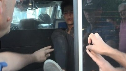 Kimliğini göstermek istemedi ortalığı birbirine kattı