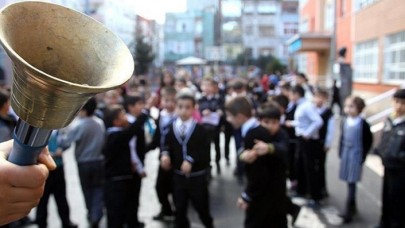 MEB'den okullara cep telefonu düzenlemesi