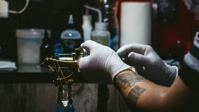 Meclis'e iki farklı dövme başvurusu