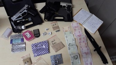 Parkta uyuşturucu operasyonu