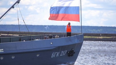Rus su altı araştırma gemisindeki yangınla ilgili bilgiler devlet sırrı