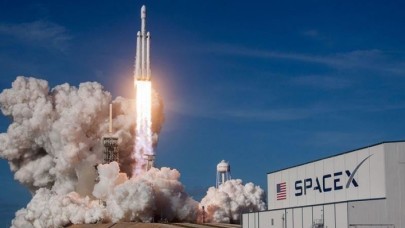 SpaceX kargo mekiğini Uluslararası Uzay İstasyonuna yolladı