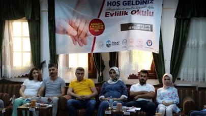 Tokat'ta 'Evlilik Okulu' açıldı