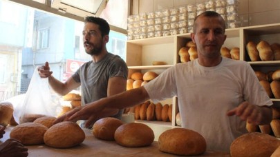 Ucuz ekmek satıyor diye dava açtılar,  üzülerek zam yaptı