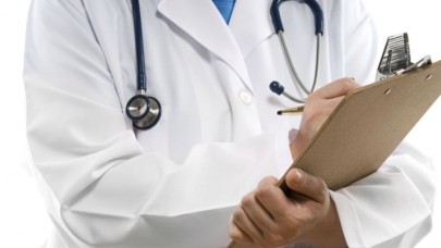 Ünlü psikiyatristin 12 yaşında öğrenme güçlüğü çeken kız çocuğunu denek olarak kullandığı iddiası