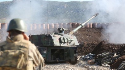 Afrin'de üs bölgesine saldırı: 2 asker yaralandı