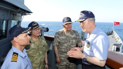 Bakan Akar'dan flaş Doğu Akdeniz mesajı