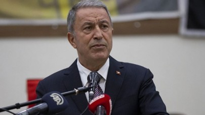 Bakan Akar: Türkiye'nin garantörlüğünü hafifletmeye çalışmak beyhude bir gayrettir