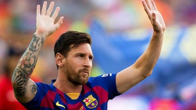 Barcelona'da Messi ilk antrenmanda sakatlandı