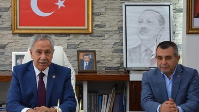 Bülent Arınç: "Alevi kardeşlerimizin oylarına ihtiyacımız var,  kendimizden görüyoruz"