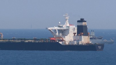 Cebelitarık,  İran petrol tankerinin kaptanıyla 3 kişiyi serbest bıraktı