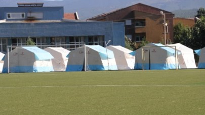 Denizli'de deprem bölgesinde buruk bayram