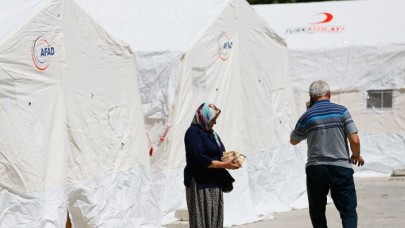 Denizli'deki depremin yaraları sarılıyor