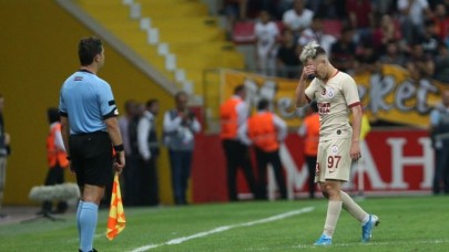 Emre Mor,  gördüğü kırmızı kart için özür diledi