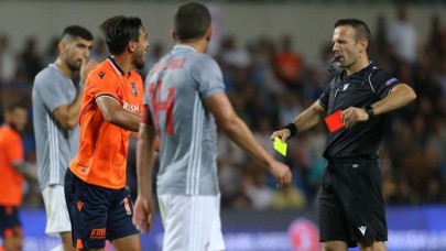 'Hakemin maç sonunda hem oyuncumuzu hem de hocamızı atması manidar'