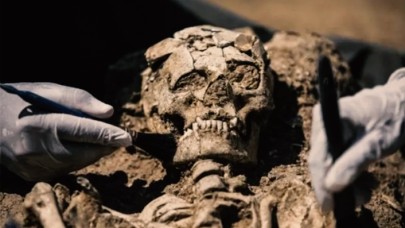 Haydarpaşa Garı'ndaki arkeolojik kazılarda bulundu