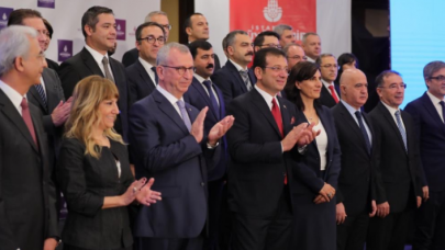 İBB'nin yeni kadrosu Ekrem İmamoğlu tarafından tanıtıldı