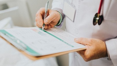 İngiliz gencin esrarengiz hastalığı doktorları köşeye sıkıştırdı