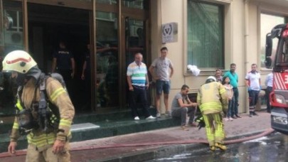 İstanbul Fatih'te otelde yangın