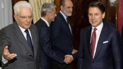 İtalya'da Başbakan Conte Cumhurbaşkanı'na istifasını sundu