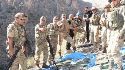 Kıran Operasyonu'nda PKK'ya ait silah ve mühimmat deposu bulundu