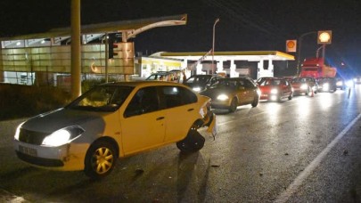Manisa'da trafik kazası: 2'si çocuk 5 yaralı
