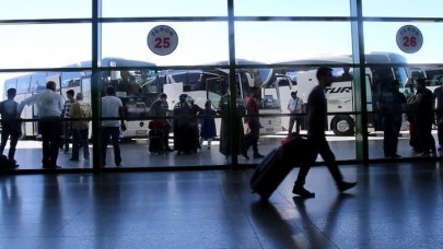 Otobüs biletleri tükendi,  ek seferler de doluyor