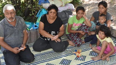 Parkta yaşayan ailenin dramı yürekleri burkuyor